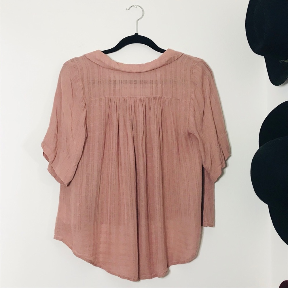 UO Ecote Oversized Flowy High-low Blouse SM [SOLD] - Picture 2 of 8